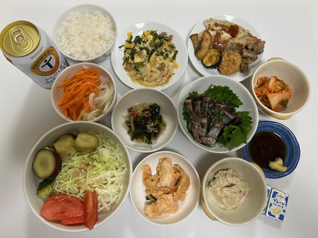 小皿に盛った料理
