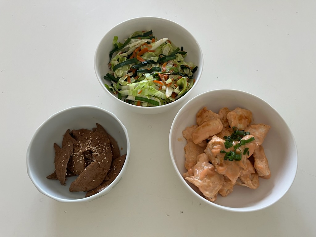 レバー、野菜炒め、鶏マヨ
