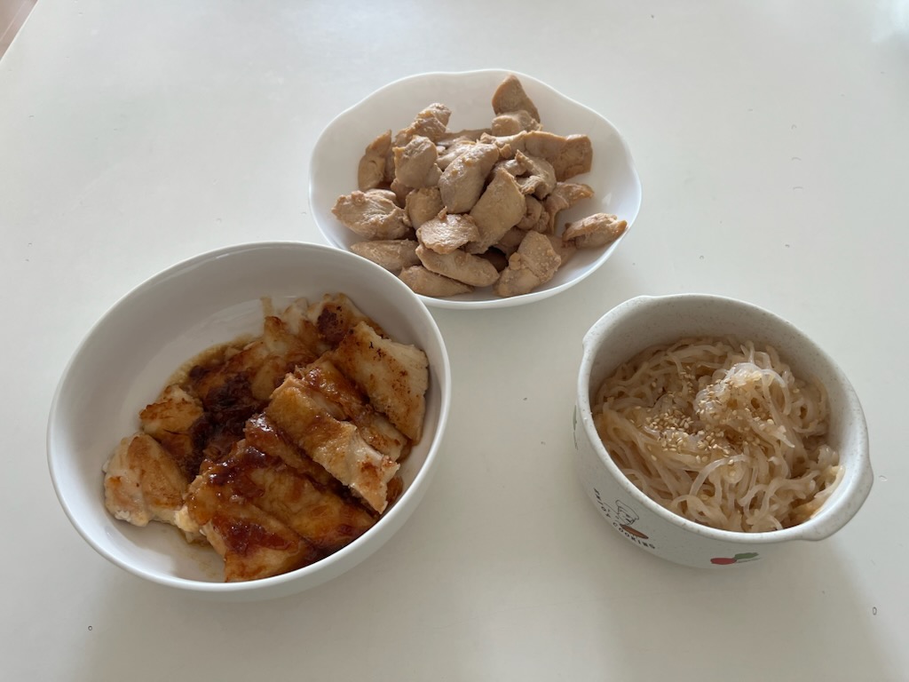 1番美味しい鶏胸肉の食べ方、やみつきチキン、たらこ白滝。