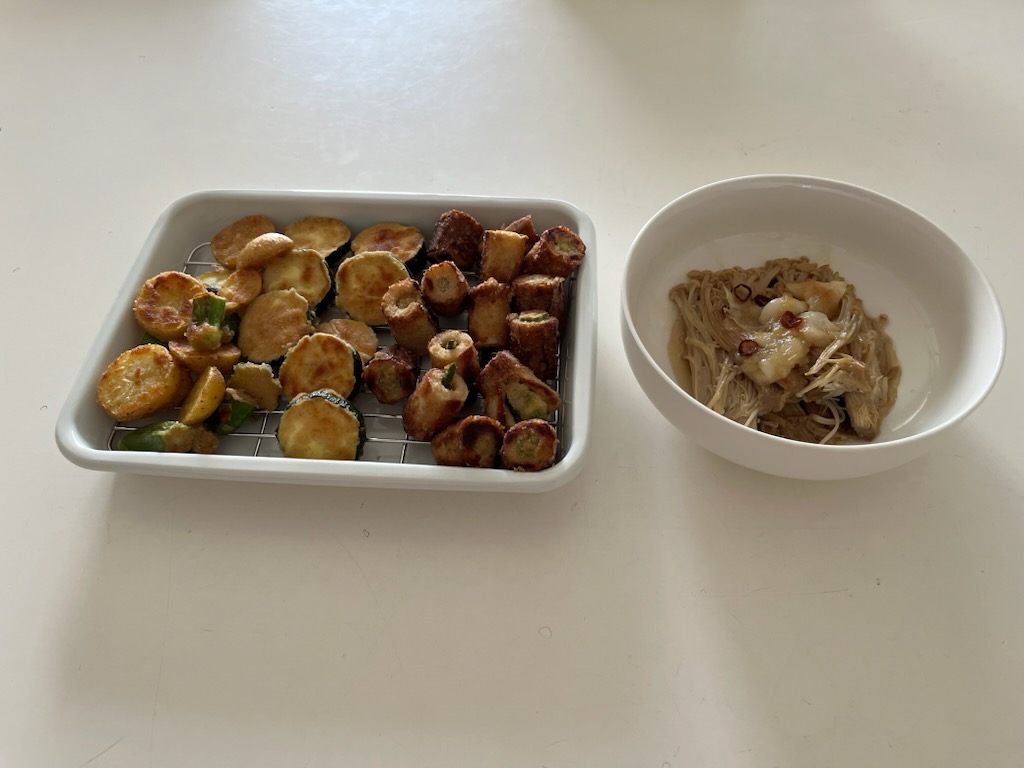 唐揚げ、えのきステーキ