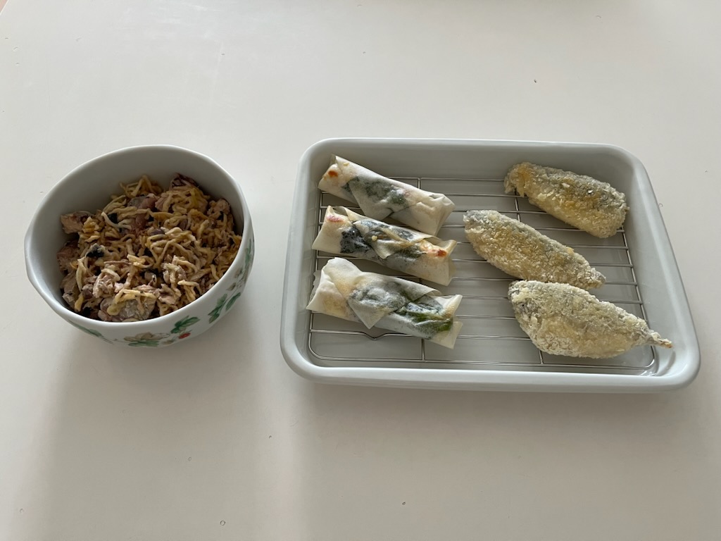 さば缶切干、パリパリ大葉ちくわ、アジフライの揚げ焼。