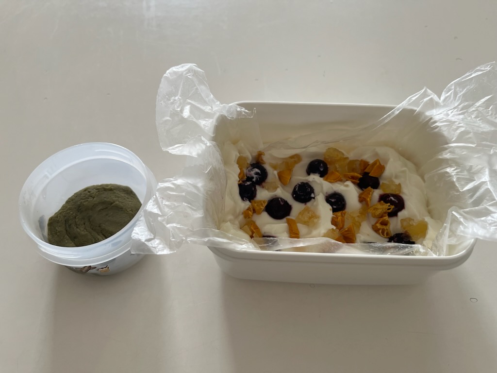 大豆粉ガトーショコラ、ヨーグルトバーク