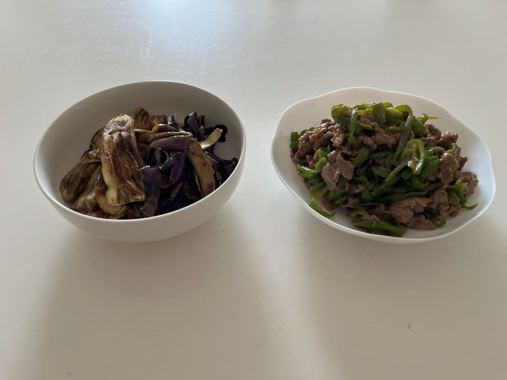 なすの蒲焼、青椒肉絲