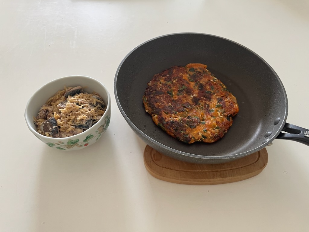 さば缶切干、豆腐とキムチのチヂミ