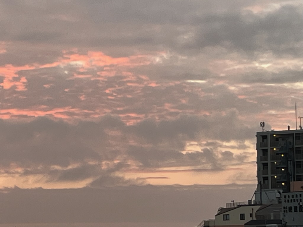 5日の朝の空