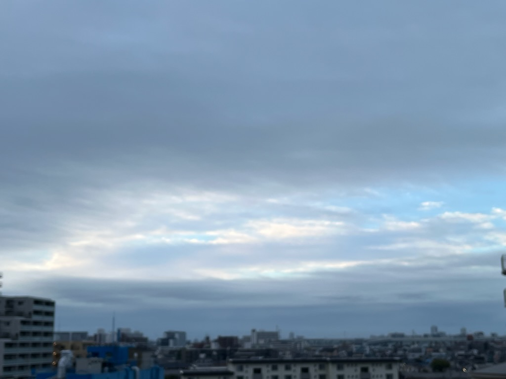 朝5：55の空