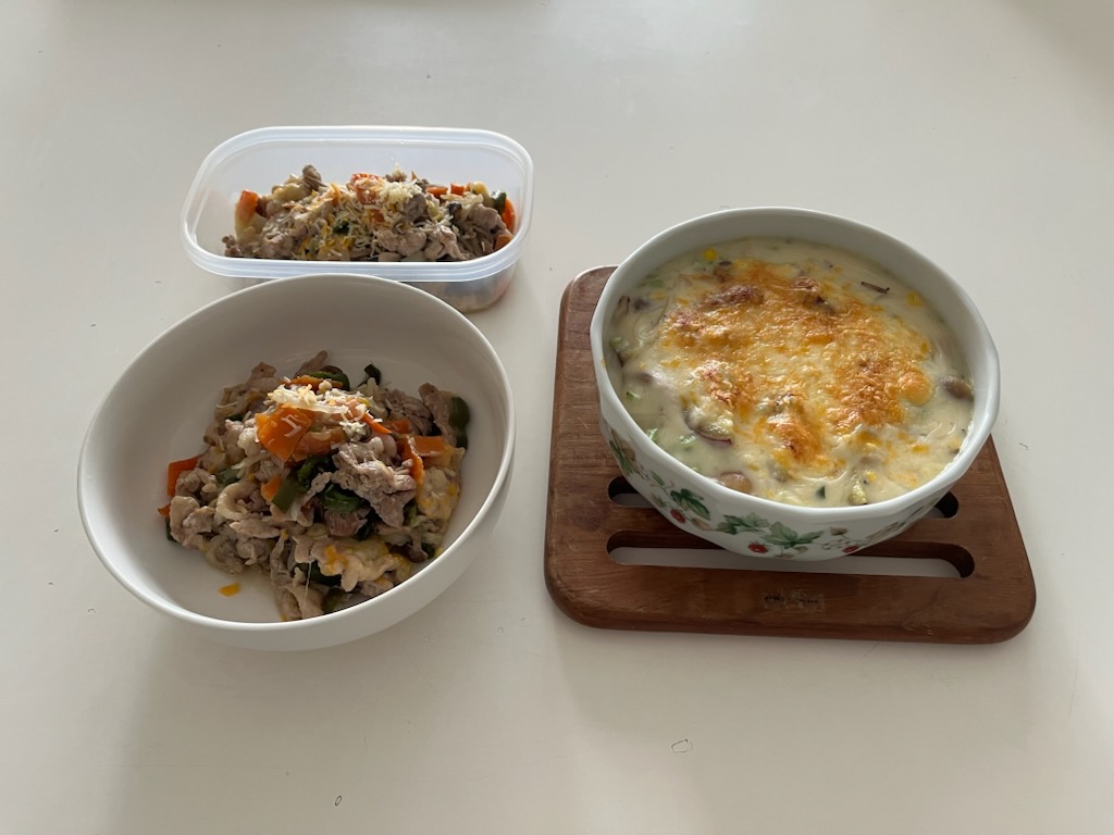 豚肉と野菜のチーズ焼き、さつまいものグラタン。