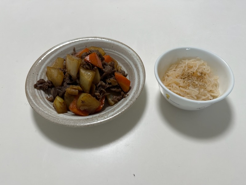 牛肉と大根の甘辛煮、たらこ白滝