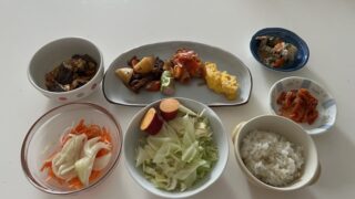 明日の予定が早まって、バタバタ忙しい😅おかず作り🍳