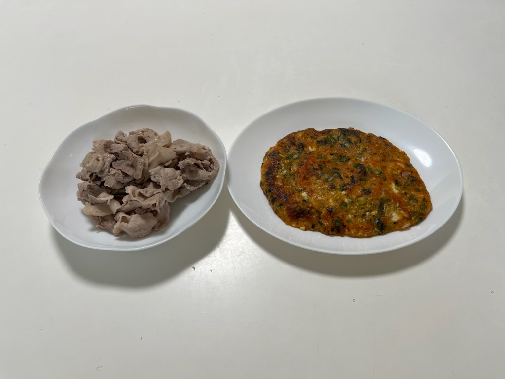 ゆで豚、豆腐とキムチのチヂミ