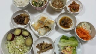 お昼まで副業🍰＆明日から６連休で、予定が二つも🍽️👜