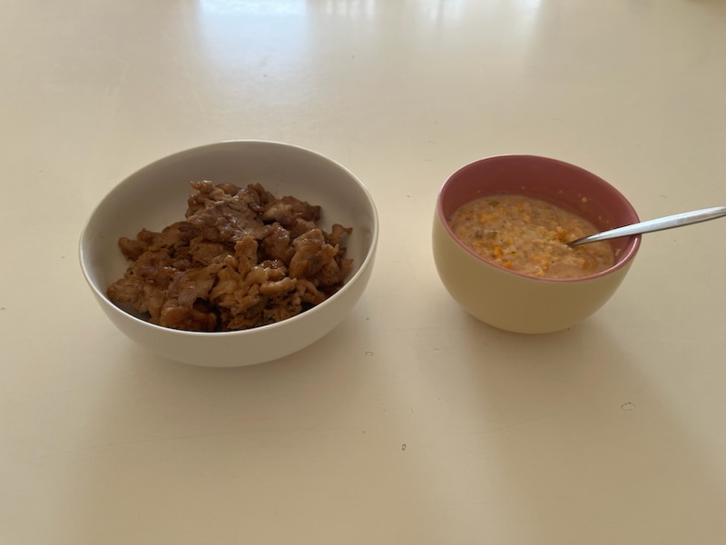 豚小間肉とタルタルソースで、南蛮風。