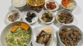パン屋さんで割引券付きカレンダー📅をもらったお散歩日和😊