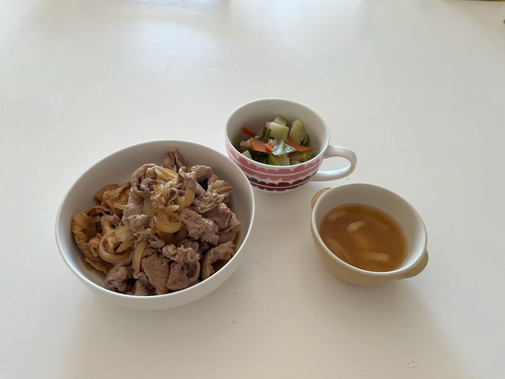 豚丼、ポトフ、みそ汁