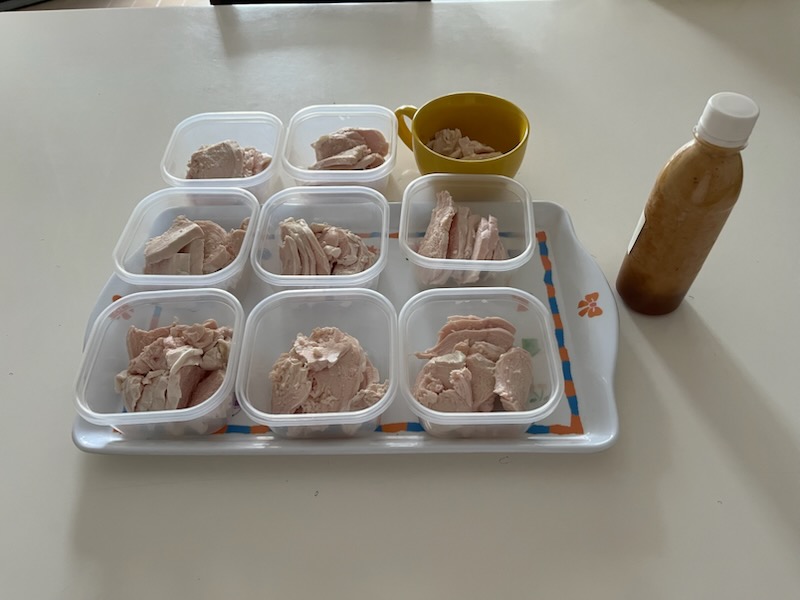 茹で鶏むね肉、野菜ドレッシング