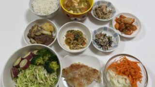 朝の満月🌕＆年末のための準備をコツコツと😊