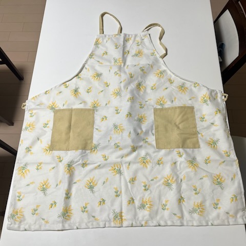 ナチュラルキッチンのエプロン