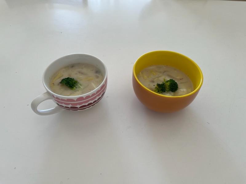 鶏ゆで汁でミルクスープ