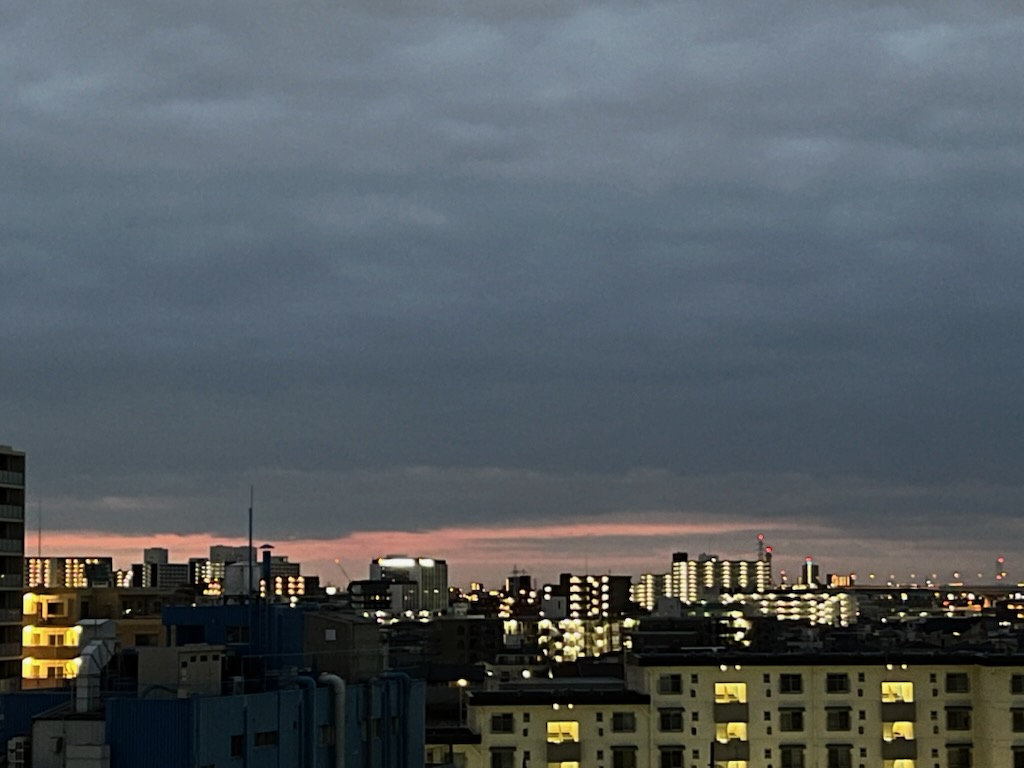 朝の空