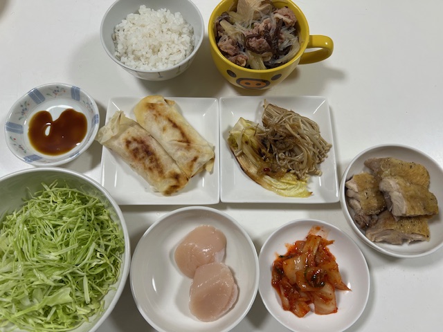 小皿に盛った料理