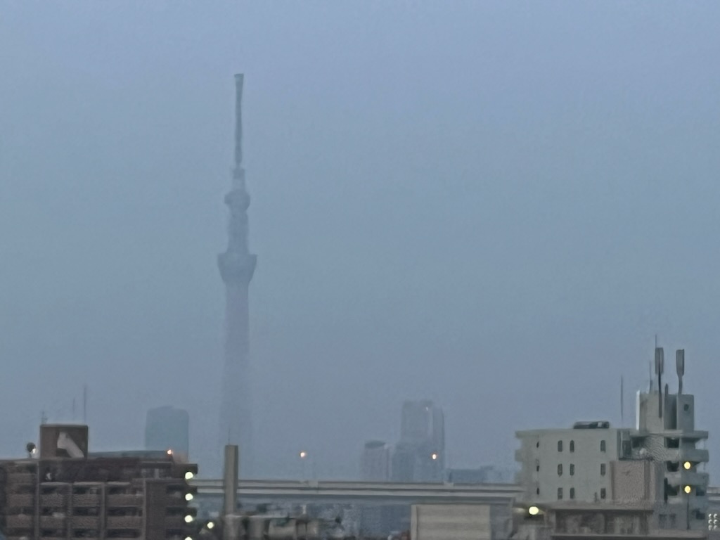 朝のスカイツリー