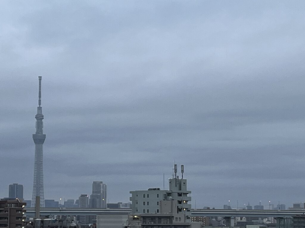 朝のスカイツリー