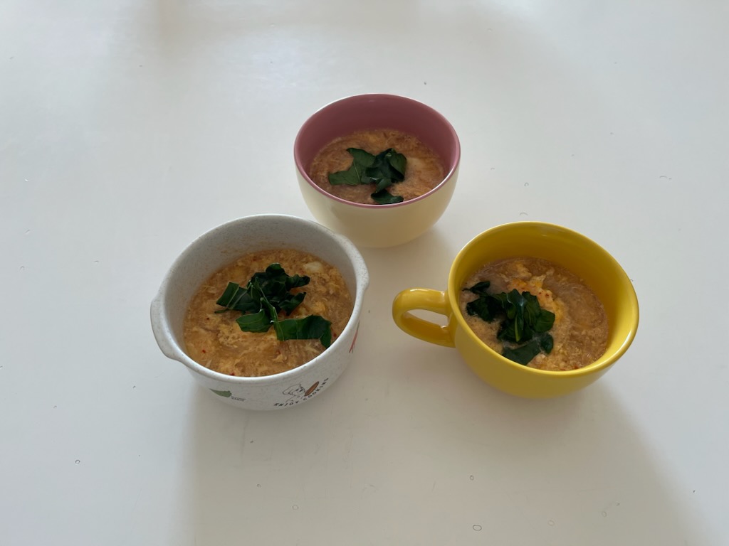 鶏ゆで汁で春雨スープ