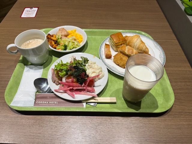 ホテルのモーニングビュッフェ