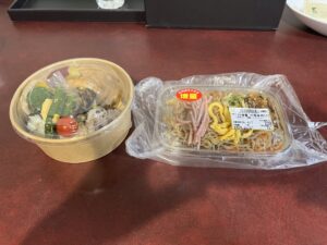 お弁当と春雨サラダ