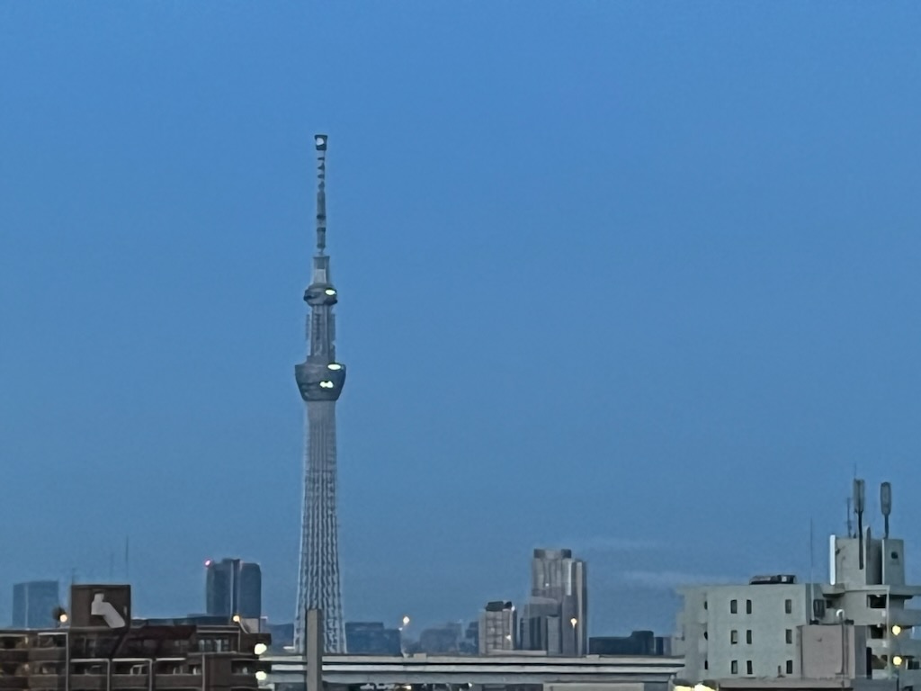 朝のスカイツリー