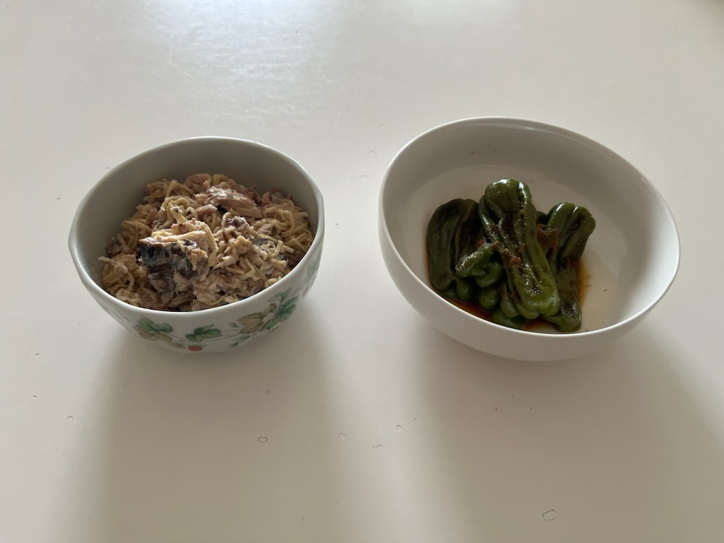 さば缶切干、ピーマンの煮びたし