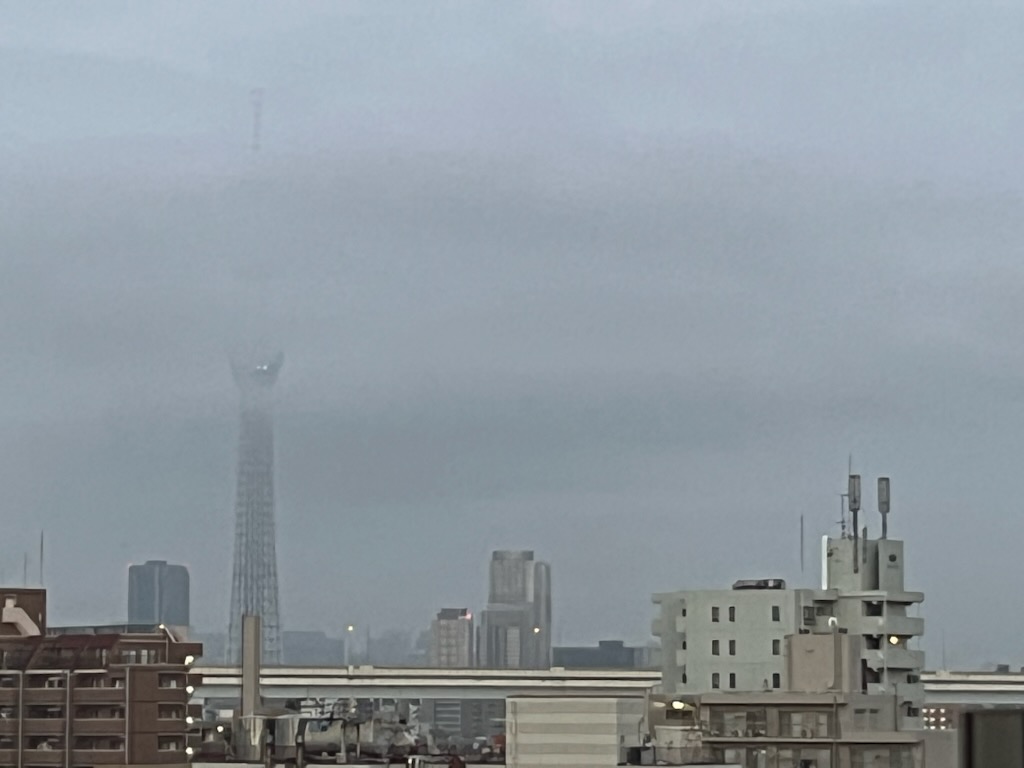 朝のスカイツリー