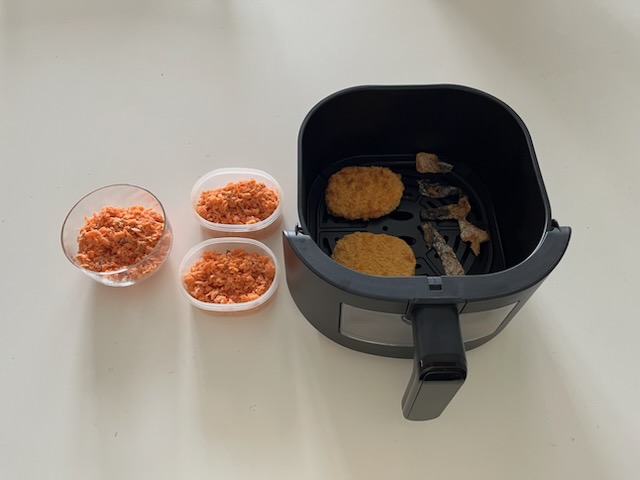 焼き鮭フレーク、鮭の皮焼き、焼きコロッケ