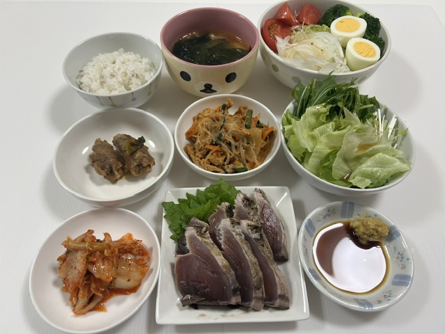 小皿に盛った料理