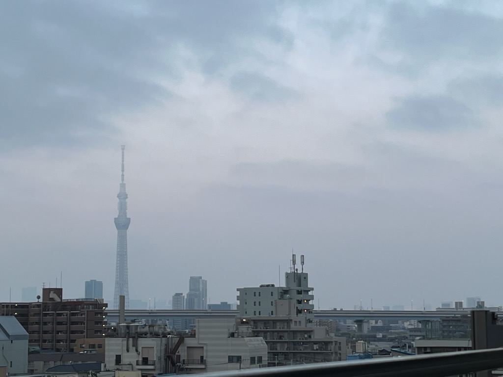 朝の空