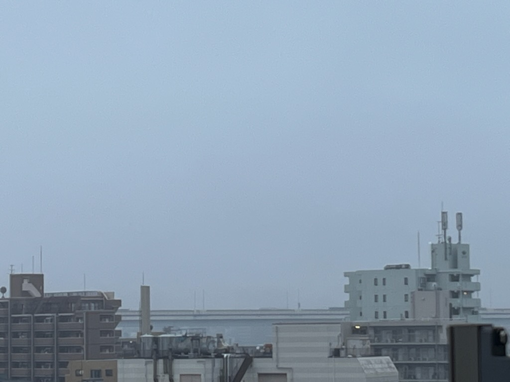 朝の空