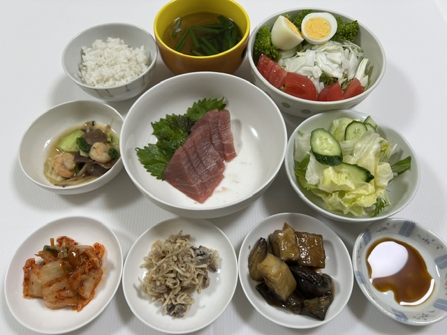 小皿に盛った料理