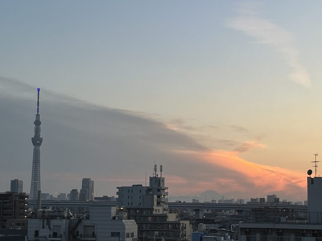 湯型のスカイツリー