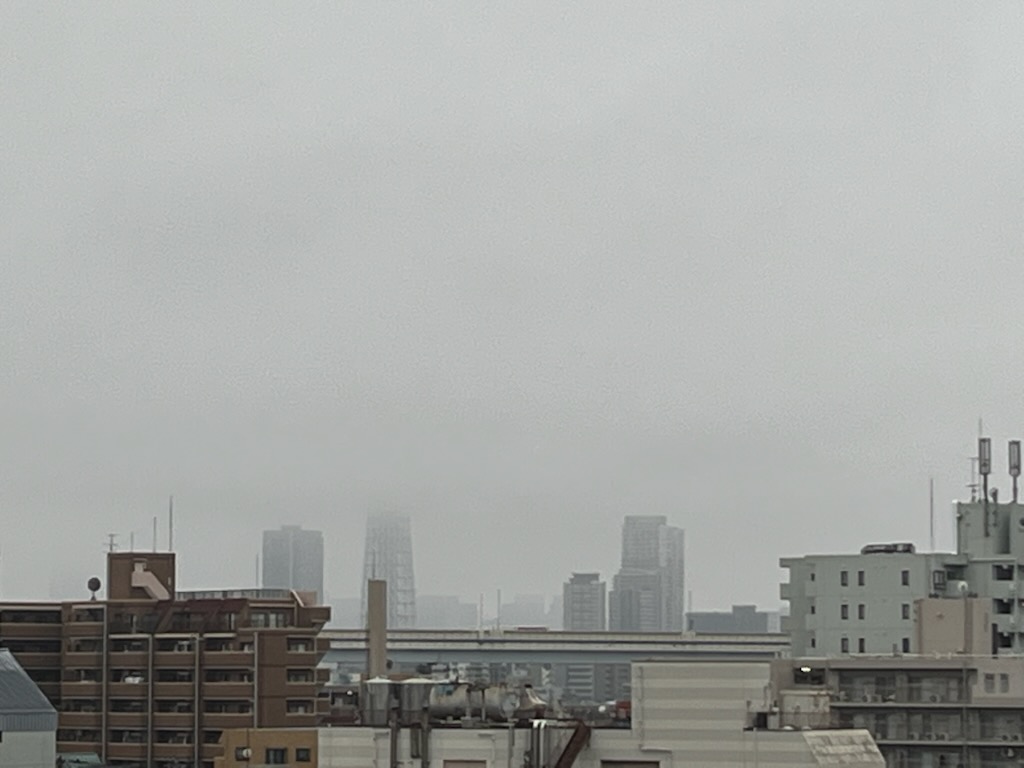朝の空