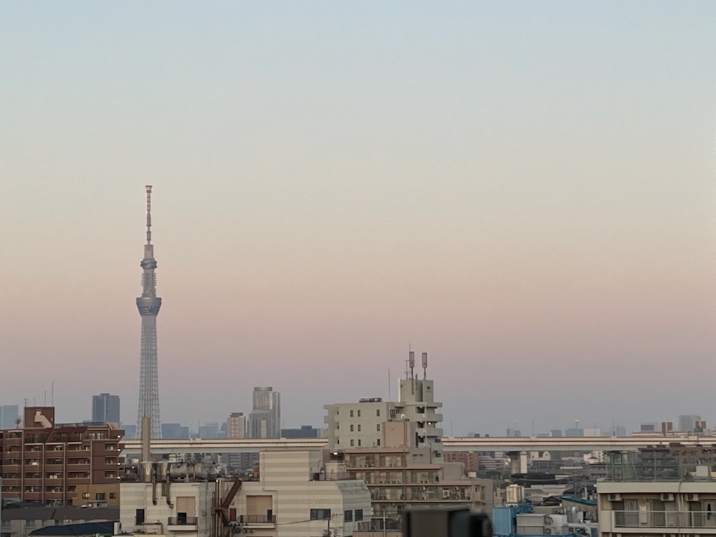 朝のスカイツリー
