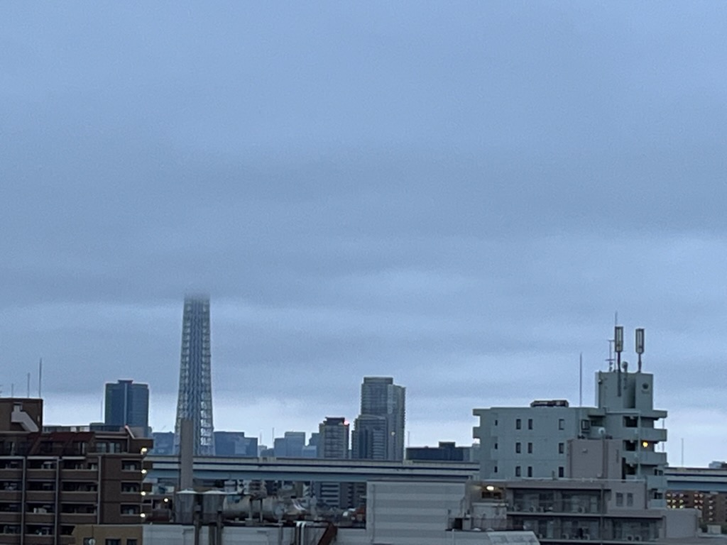 朝のスカイツリー
