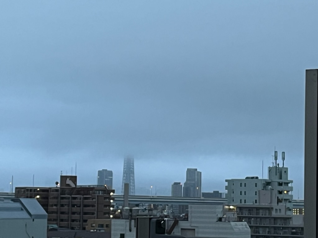 朝のスカイツリー