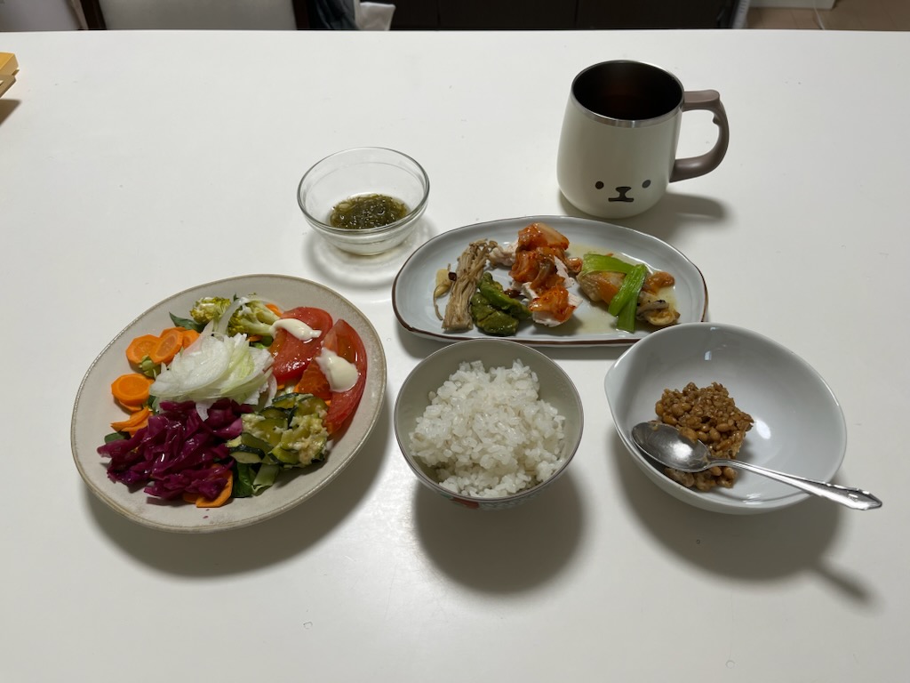 小皿に盛った私の夕ご飯