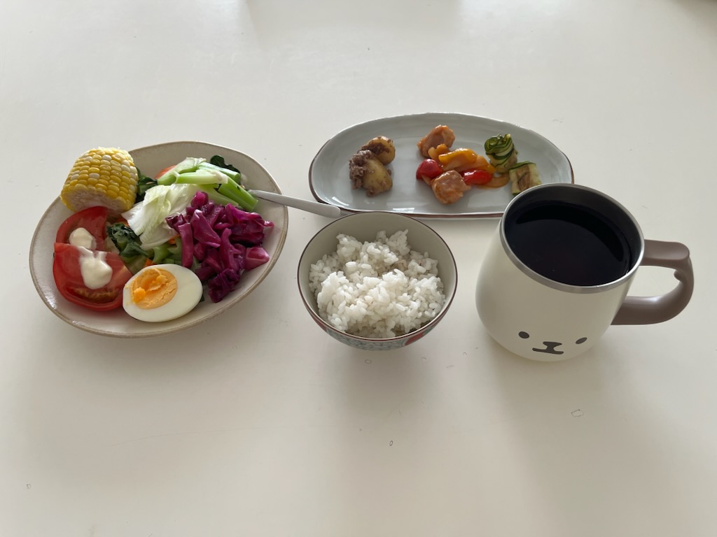 小皿に盛った私の昼ご飯