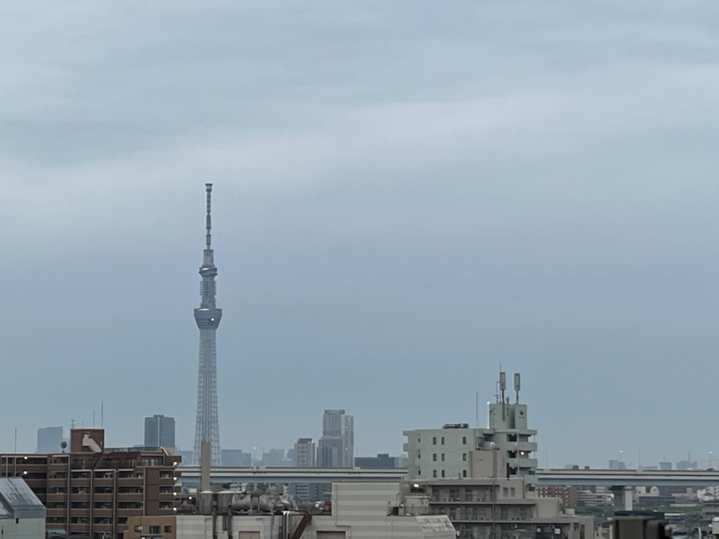 朝のスカイツリー