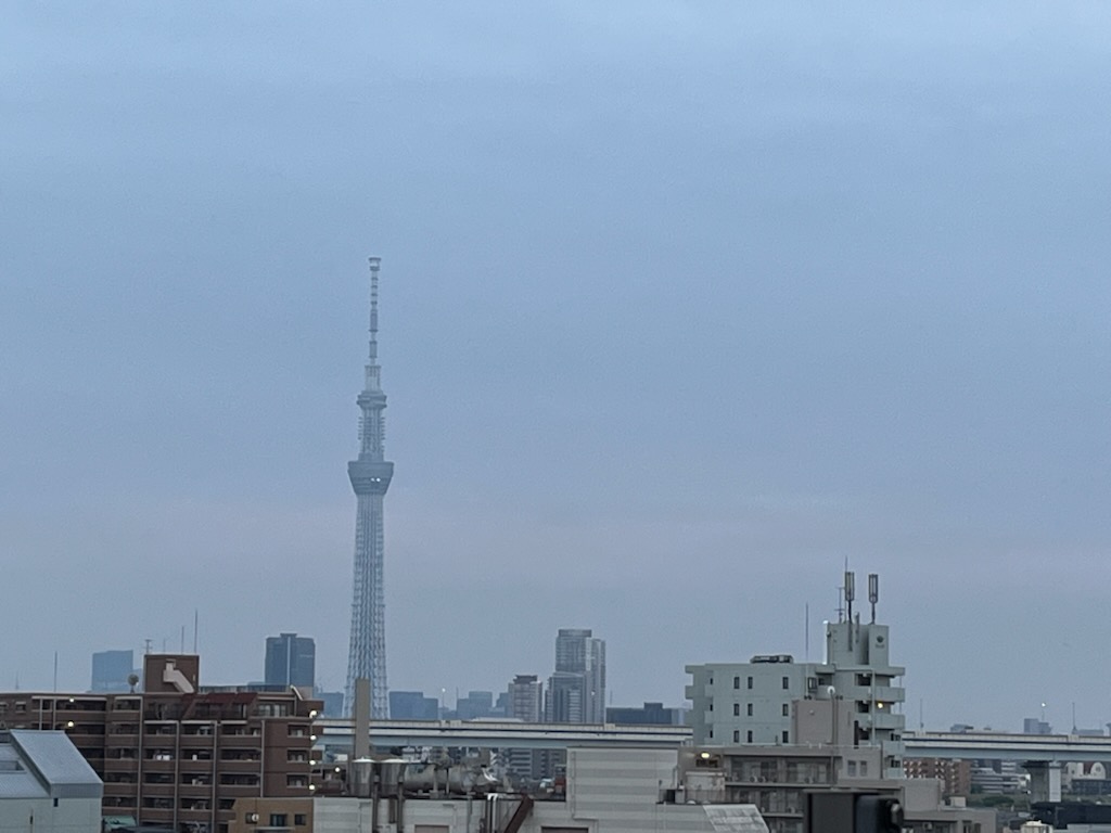 朝のスカイツリー