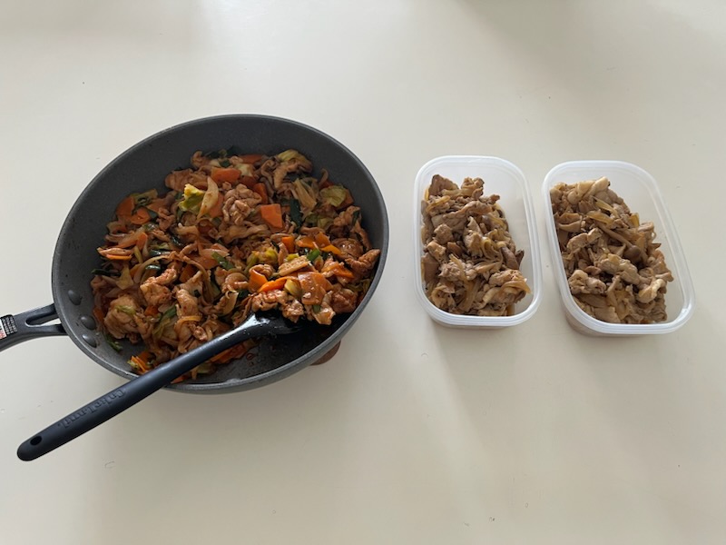 豚小間でタッカルビ風、豚丼の具