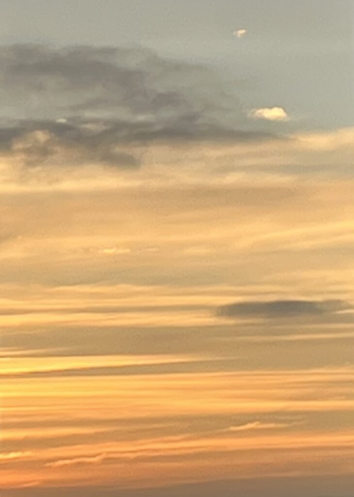 東の空