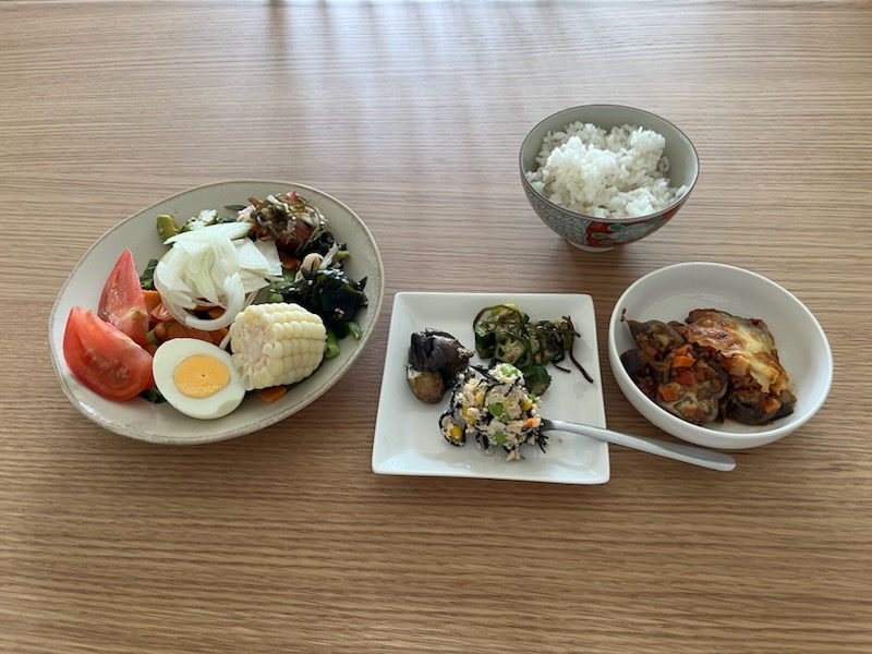 小皿に盛った私の昼ご飯