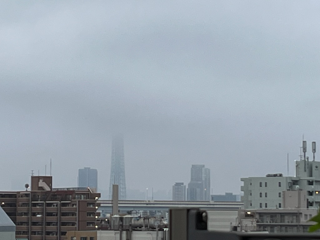 朝のスカイツリー
